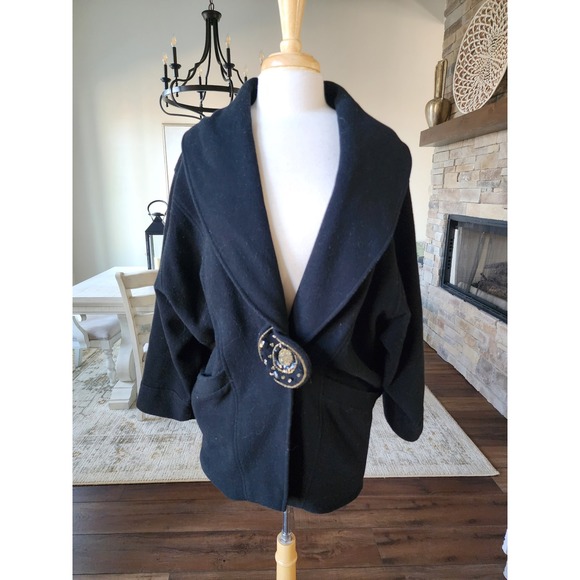 Vintage 80s Black 100% Wool Batwing Sleeve Coat Cape Beaded Button Medium - Picture 2 of 10